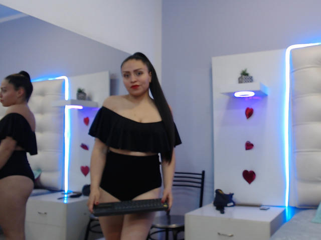 AliceBlackx - сексуальная веб-камера в реальном времени - 25942701