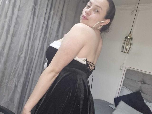 HoneyHotX - פורנו בשידור חי ומצלמת סקס - 25943637