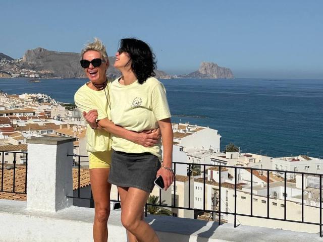 PleasureWeCouple - Live porn &amp; sex cam - 25944917