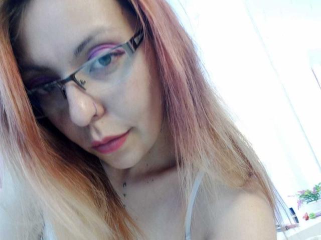 ArtemisFlyve - Live porn &amp; sex cam - 25944981