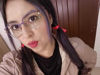 CharlotteSilvie - Live porn &amp; sex cam - 25945021