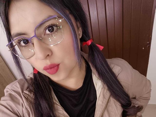 CharlotteSilvie - Camera khiêu dâm &amp; quyến rũ trực tiếp - 25945021