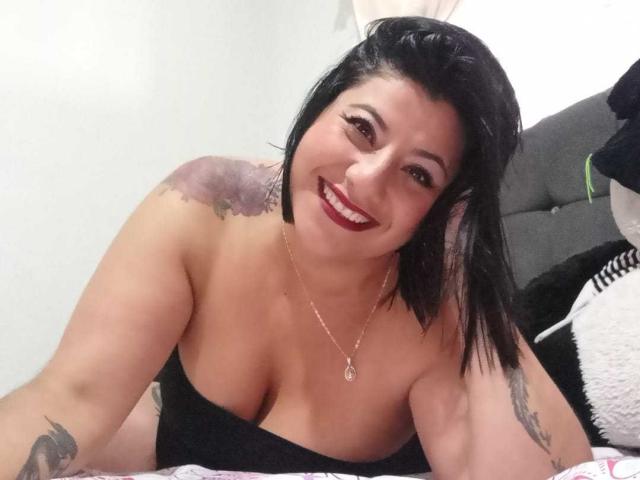 AngeleRoux - Live porn &amp; sex cam - 25945601