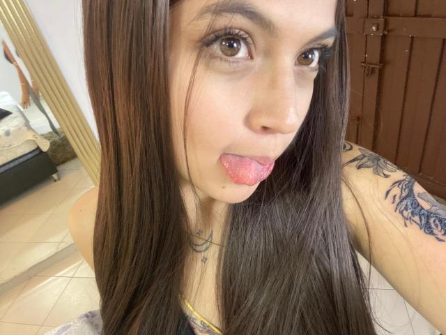 NyraVane - Live porn &amp; sex cam - 25950305