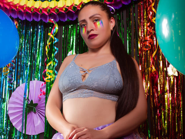 AliceBlackx - Live porn &amp; sex cam - 25954545