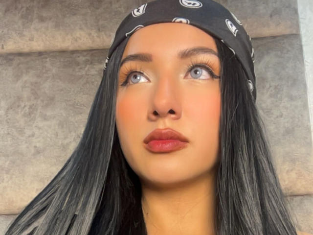 LillyTaylor - Élő pornó és szexkamera - 25958461