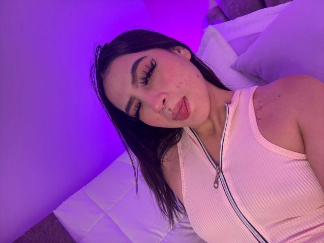 NaireaBeaumont - Live porn &amp; sex cam - 25961789