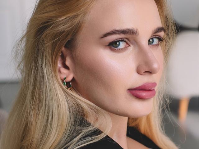 FloraDavis - Sexe cam en vivo - 25962793