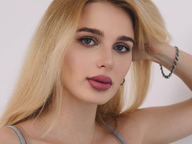 FloraDavis - Live porn &amp; sex cam - 25962825