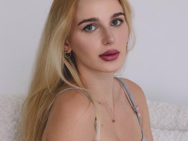 FloraDavis - Live porn &amp; sex cam - 25962853