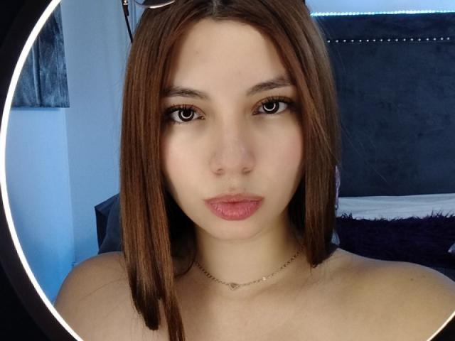 LinaFoxOne - Élő pornó és szexkamera - 25965833