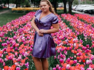 LillSandra - сексуальная веб-камера в реальном времени - 25968761