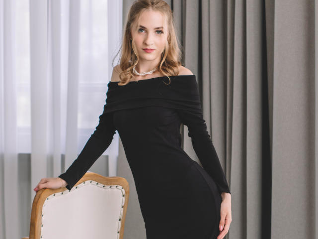 EvaDaly - Live sex cam - 25972209