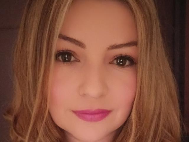 NatalyHami - сексуальная веб-камера в реальном времени - 25972721