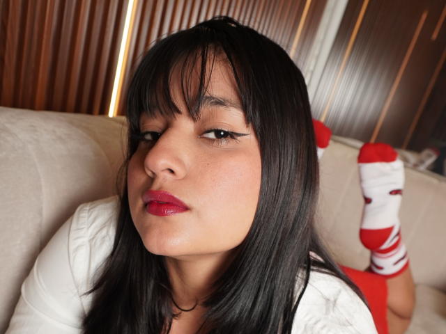 MiaEverly - Live porn &amp; sex cam - 25972969