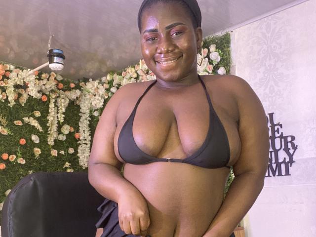 Dilay - פורנו בשידור חי ומצלמת סקס - 25977121