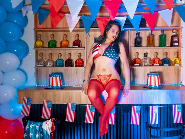 CharlotteCrofort - Live porn &amp; sex cam - 25985053