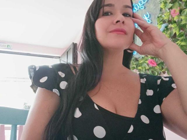 TamaraFoxy - Live sex cam - 25987501