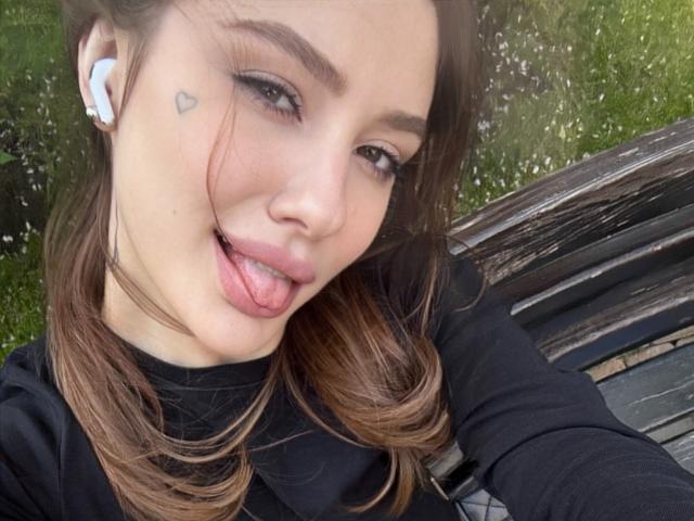 SensualMila - ライブポルノ&amp;セックスカム - 25988269