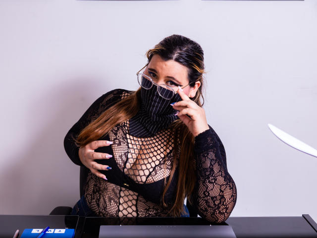 SalmaAzaman - Live porn &amp; sex cam - 25993073
