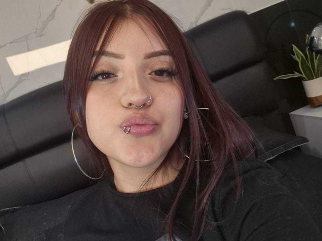 MaylinSanchez - Live Sex Cam - 25993277