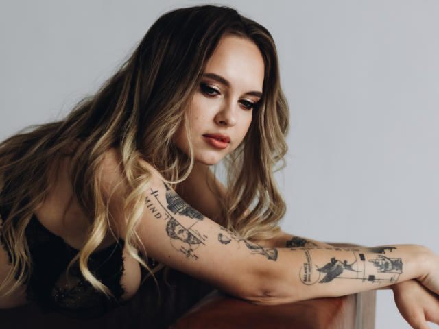 KhaleesiMoon - פורנו בשידור חי ומצלמת סקס - 25994665