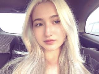 HollyTaillor - Live porn &amp; sex cam - 25996057