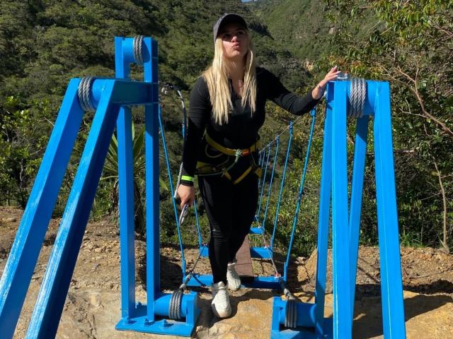 AtheneaRossi - Live Sex Cam - 26000089