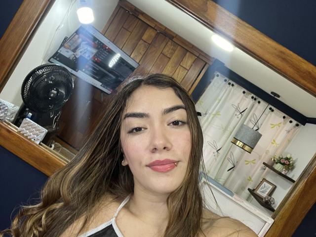 SharonKlart - Live porn &amp; sex cam - 26000597