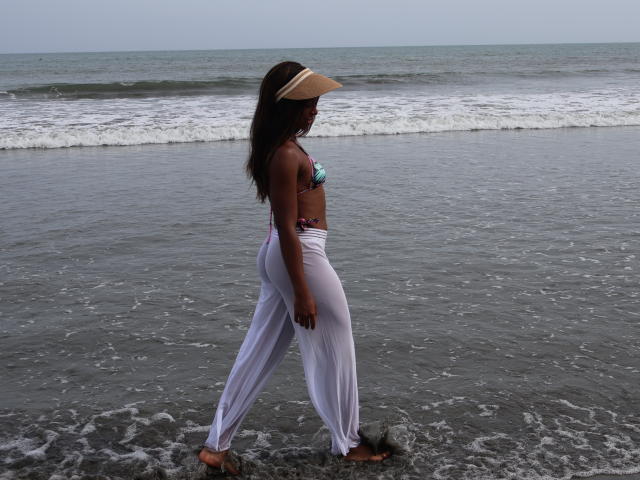 EmmaLatin - Live Sex Cam - 26004665