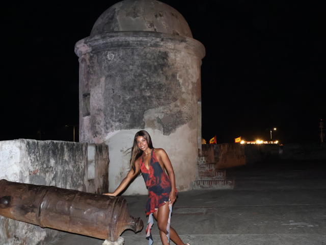 EmmaLatin - сексуальная веб-камера в реальном времени - 26005661