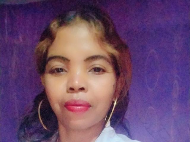 MarieQueen - сексуальная веб-камера в реальном времени - 26010241