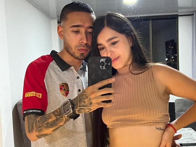 ZoeAndJames - 라이브 포르노 &amp; 섹스 캠 - 26010889