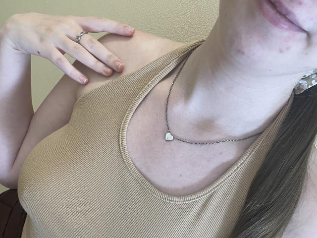 Nesie - Live porn &amp; sex cam - 26011589