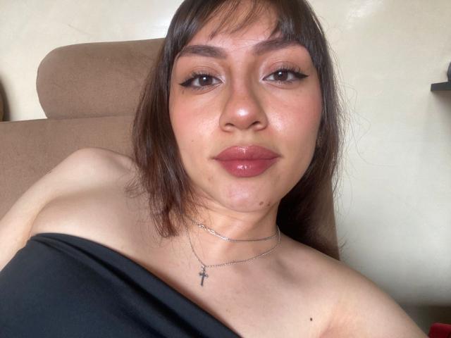 Luluberrie - Live Sex Cam - 26013061