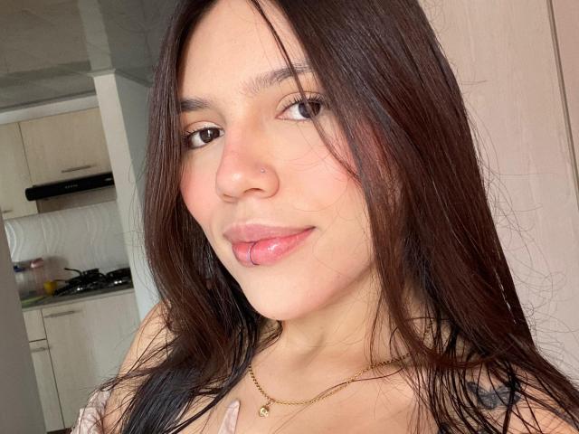 SophiaMarx - Live Sex Cam - 26014049