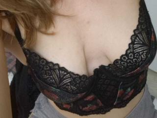 FrancaiseAline - Live porn &amp; sex cam - 26015021