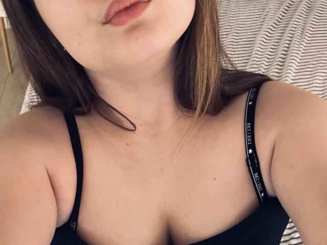 MagikPeachh - Live porn &amp; sex cam - 26015473