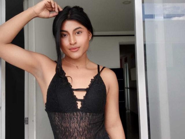 MichelleDenise - Live sexe cam - 26018745