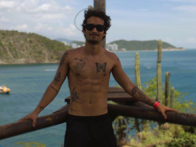 LailaAsher - Porno na żywo i seks kamera - 26020613