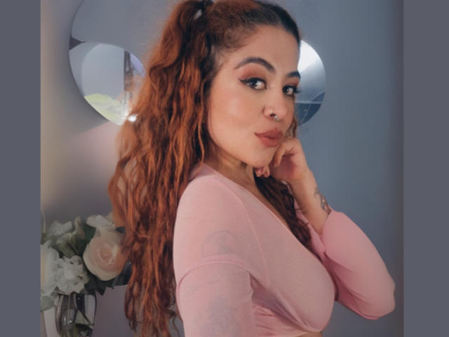 AlaiaLove - Sexe cam en vivo - 26021717