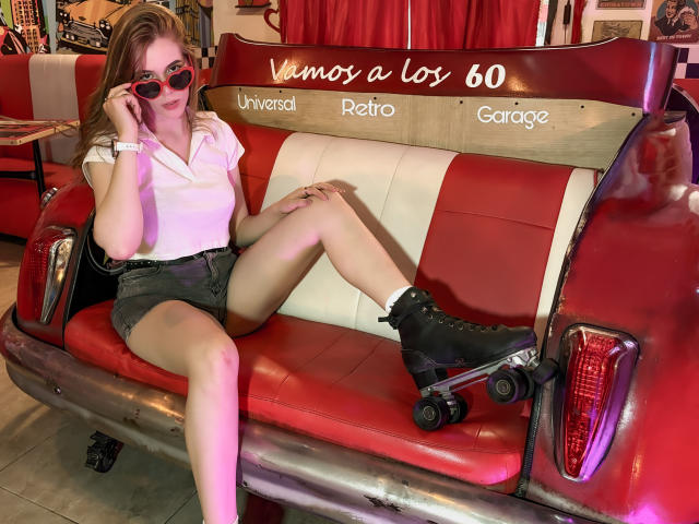 ArielLoveX - ライブポルノ&amp;セックスカム - 26021813