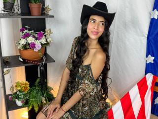 AnnaAlvarez - Live porn &amp; sex cam - 26025529