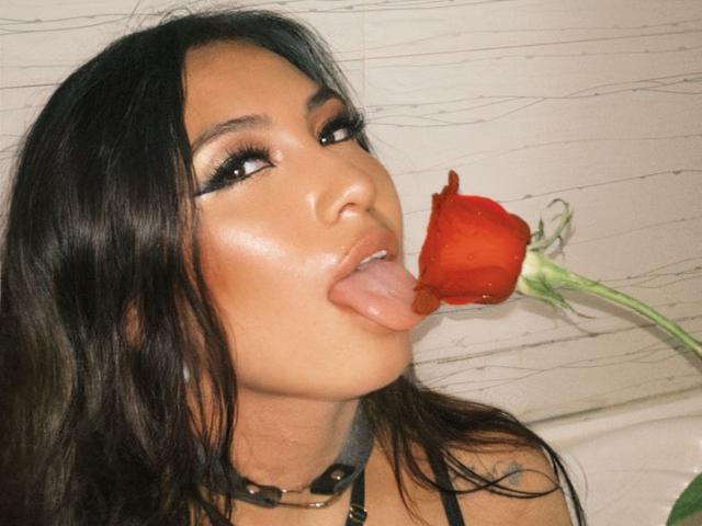 TammyGold - Live porn &amp; sex cam - 26028309