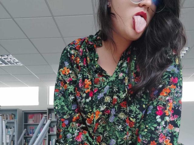 ZoeThoms - сексуальная веб-камера в реальном времени - 26032377