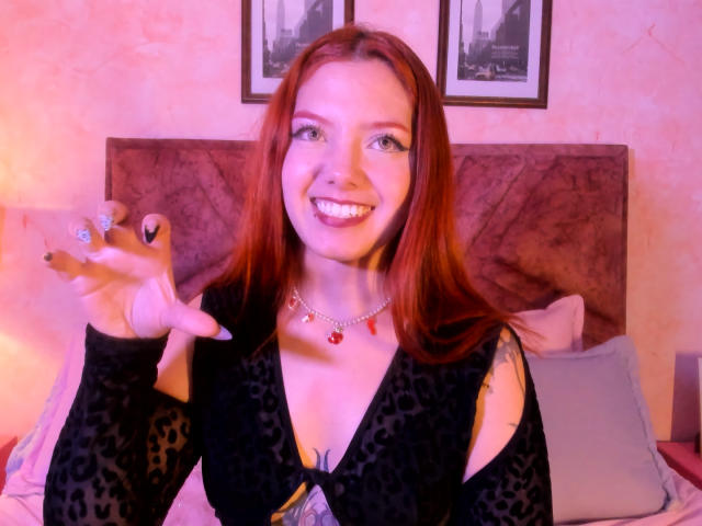 EmmaThomsonn - Live porn &amp; sex cam - 26033529