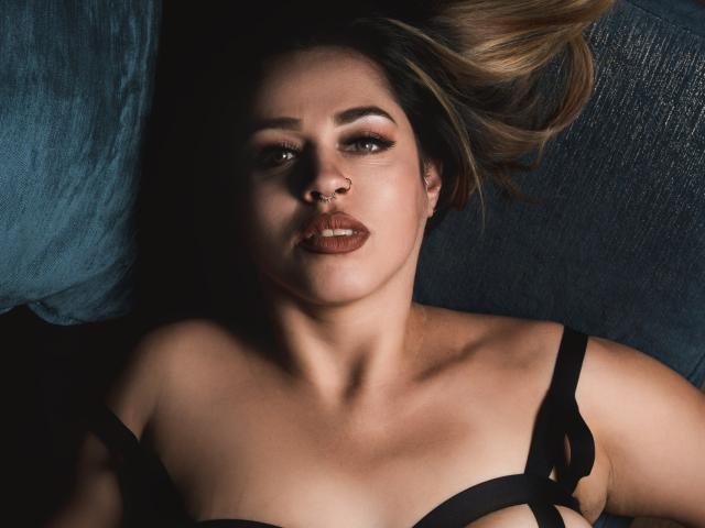 PaulettWatsoon - Live porn &amp; sex cam - 26035693