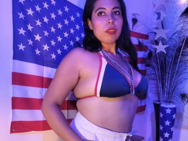 NikkieMilky - Sexe cam en vivo - 26035925