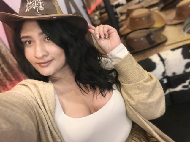 ShiaraRussi - Live porn &amp; sex cam - 26037857