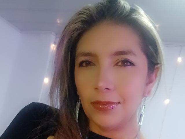 MichelleDumont - Live sex cam - 26039553